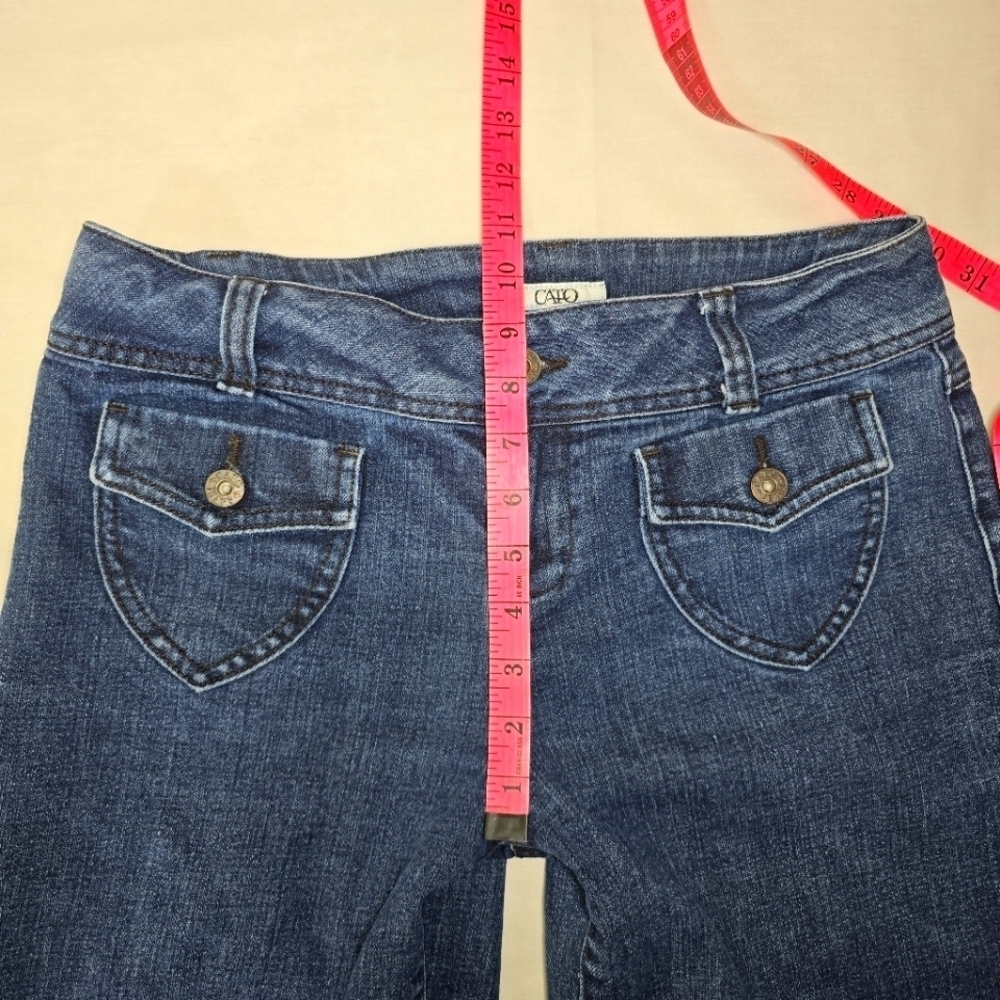 Cato Knee-Length Cuffed Midwash Jean Shorts Mid-rise Women's Size 8 - Picture 8 of 12